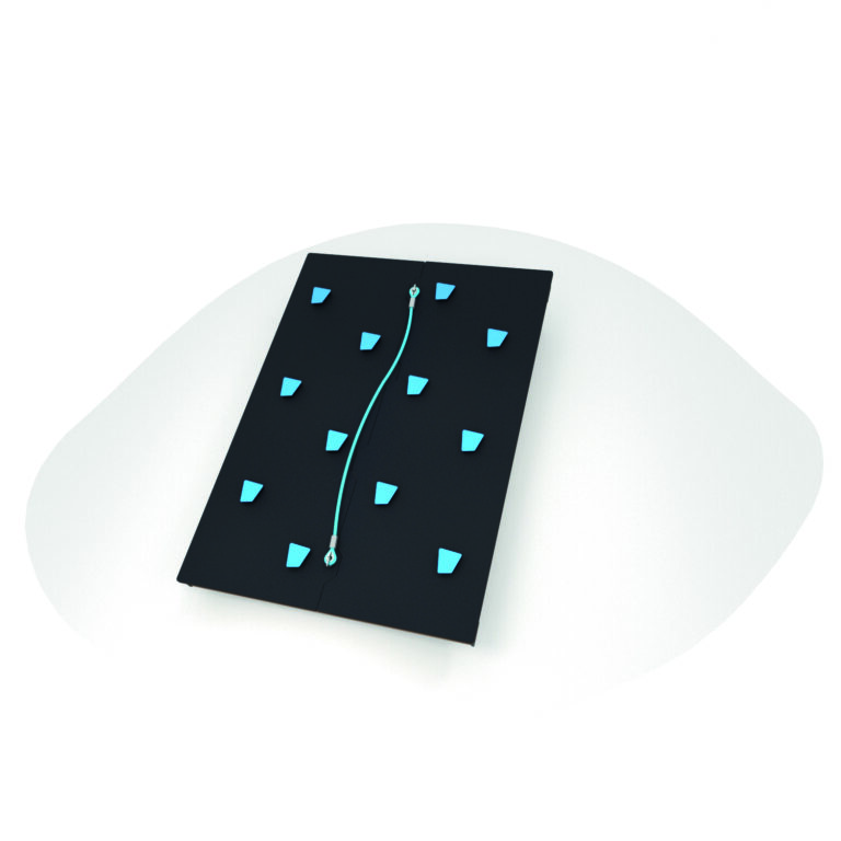 Kiipeilyseinä rinteeseen